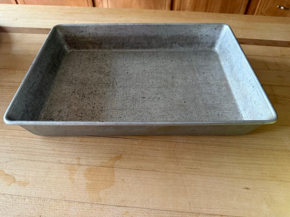 Vintage Kitchen Pride by Mirro Aluminum 9x13 Baking Pan